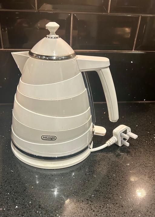 Buy & Sell Merseyside Knowsley - Photos for White De’longhi kettle 