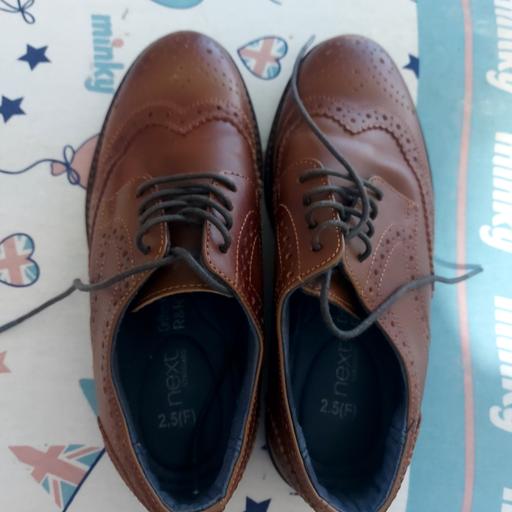 Buy & Sell Barking and Dagenham Dagenham - RM9 - Photos for Brown shoes Size 2.5 F