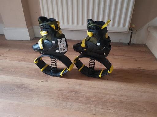 Buy & Sell Bedfordshire Central Bedfordshire - Photos for Kangoo jump boots size 4-5