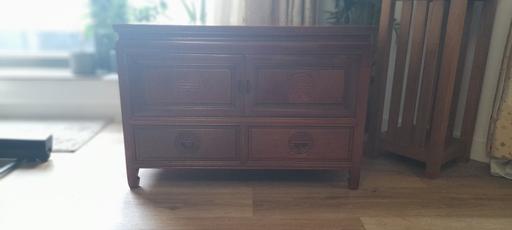 Buy & Sell North West London Harrow - Photos for Mahogany chest of drawers