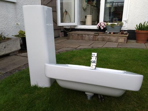 Buy & Sell Merseyside Wirral - Photos for Bathroom basin and pedestal