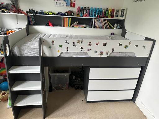 Buy & Sell North London Whetstone - North London - Photos for Single bed without mattress 