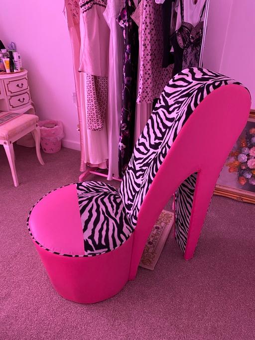 Buy & Sell West Midlands Dudley - Photos for High heel shoe chair with zebra print