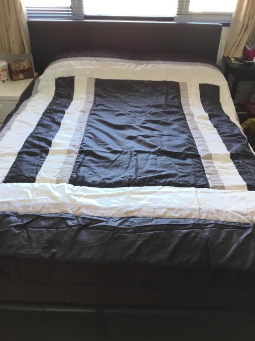 Buy & Sell East London Newham - Photos for BED THROW QUILTED - Black/White& Grey