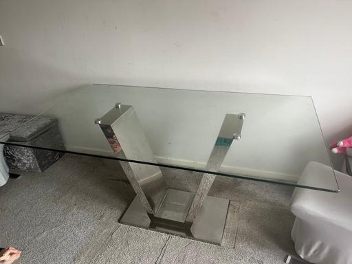 Buy & Sell Kent Medway - Kent - Photos for Large glass table