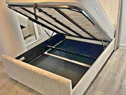 Buy & Sell Brent East Lane Business Park - Brent - Photos for Double Bed With Mattress