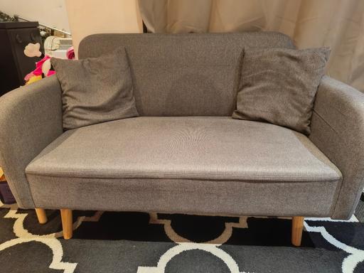 Buy & Sell South East London Woolwich - South East London - Photos for 2 seater compact sofa