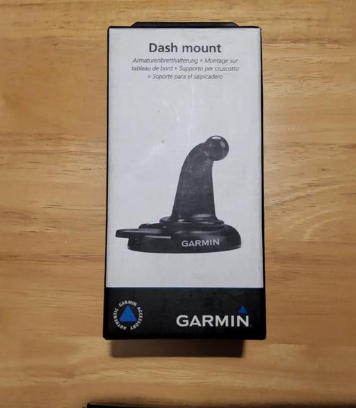 Vehicles Hampshire Havant - Photos for Garmin Dash Mount