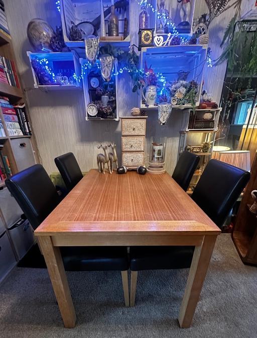 Buy & Sell Northumberland Widdrington - Northumberland - Photos for Oak table and 4 chairs