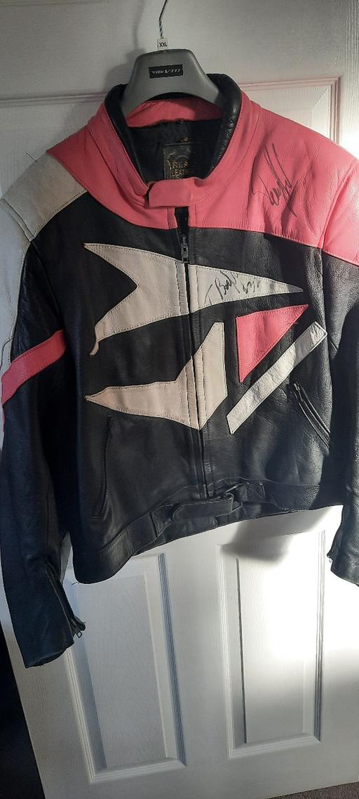 Buy & Sell Merseyside Saint Helens - Photos for J&S signed motorbike leathers