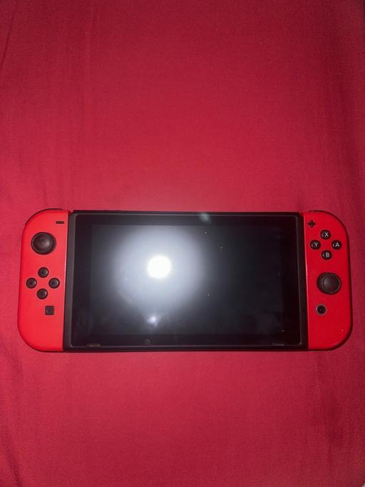 Buy & Sell East London South Quay - East London - Photos for NINTENDO SWITCH WITCH IN RED