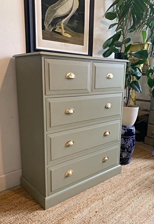 Buy & Sell South West London Kingston upon Thames - Photos for Newly refurbished solid wood chest of drawers