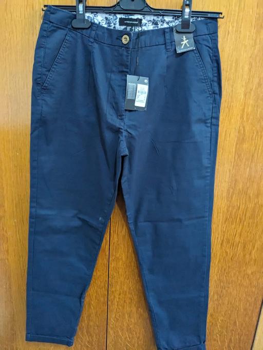 Buy & Sell South West London Merton - Photos for Navy jeans with floral details size 12