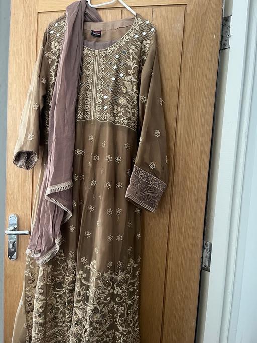 Buy & Sell Bedfordshire Bedford - Photos for Indian shalwar kameez with dupatta