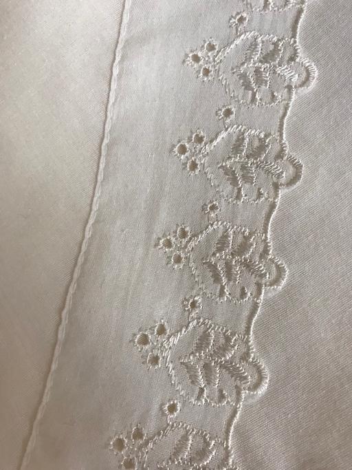 Buy & Sell South Yorkshire Sheffield - Photos for Single cream duvet with lace detailing