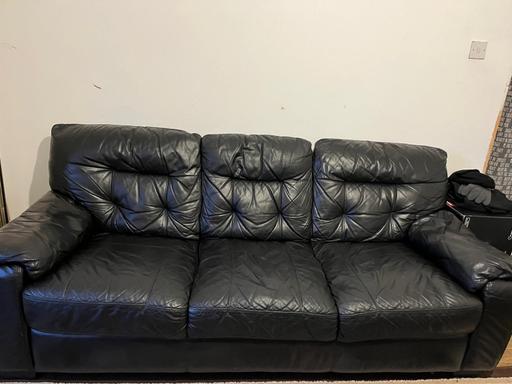 Buy & Sell West Midlands Birmingham - Photos for 2 Leather Sofas