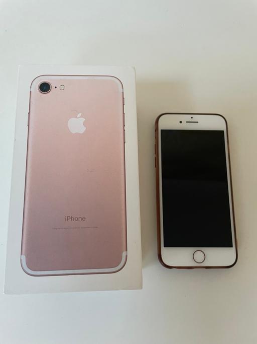 Buy & Sell West Yorkshire Leeds - Photos for Apple iPhone 7 Rose Gold 32GB in Ex Condition