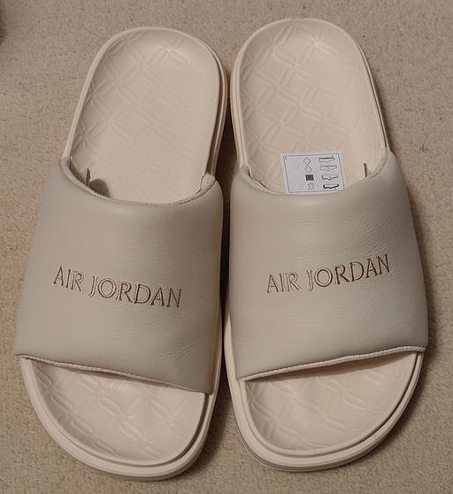 Buy & Sell South West London Sutton - Photos for Women Jordan Sophia Slides beige size UK 7.5