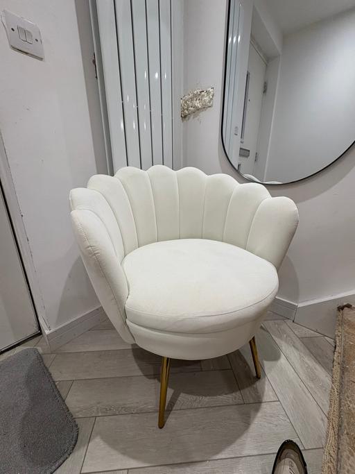 Buy & Sell Merthyr Tydfil - Wales Morgantown - Merthyr Tydfil - Photos for Cream chair