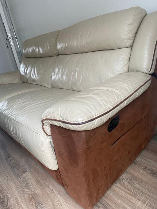 Buy & Sell Barnet New Barnet - EN5 - Photos for 3 Seater Recliner Leather Sofa