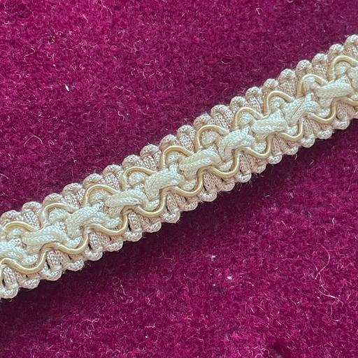 Buy & Sell Dorset Bournemouth, Christchurch and Poole - Photos for Brand New Cream White Lace Chain Choker A