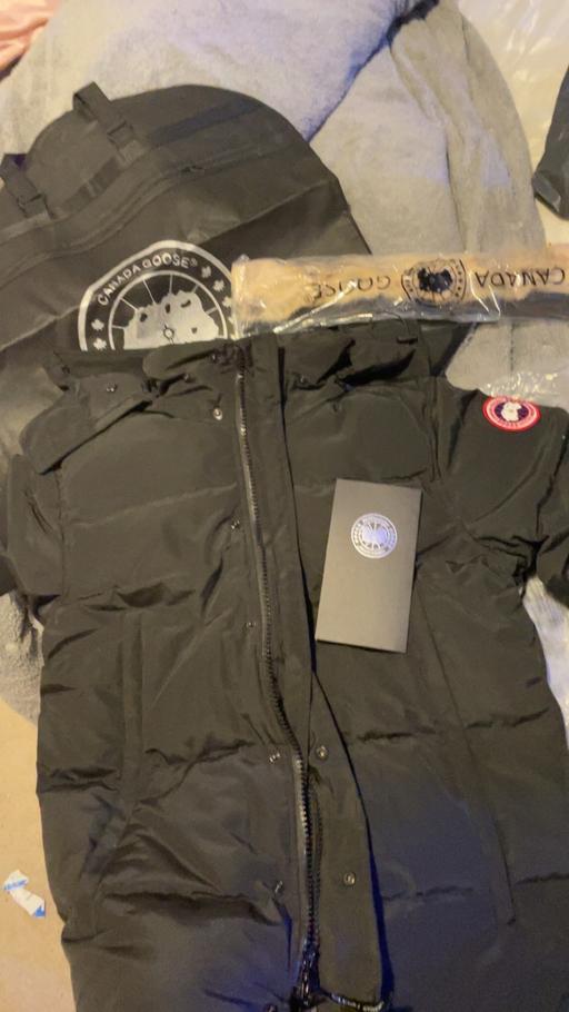 Buy & Sell Cambridgeshire South Cambridgeshire - Photos for Brand new Canada goose Wyndham with the bag