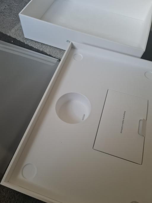 Buy & Sell South East London Anerley - South East London - Photos for Macbook air 13 inch box only