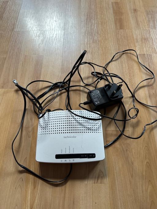 Buy & Sell West Midlands Birmingham - Photos for Technicolor router and cables