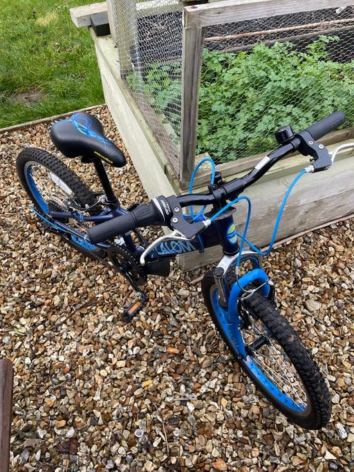 Buy & Sell Hampshire New Forest - Photos for Apollo 20” blue bike