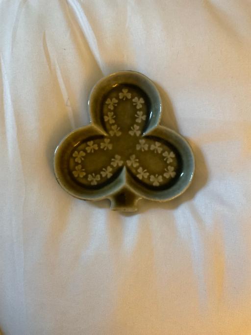 Buy & Sell Warwickshire Nuneaton and Bedworth - Photos for BEAUTIFUL WADE IRISH CLOVER PIN DISH ORNAMENT