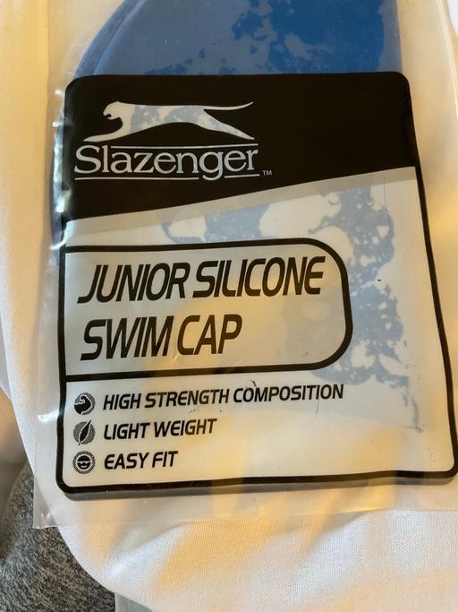 Buy & Sell Warwickshire Nuneaton and Bedworth - Photos for SLAZENGER JUNIOR SILICONE SWIM CAP