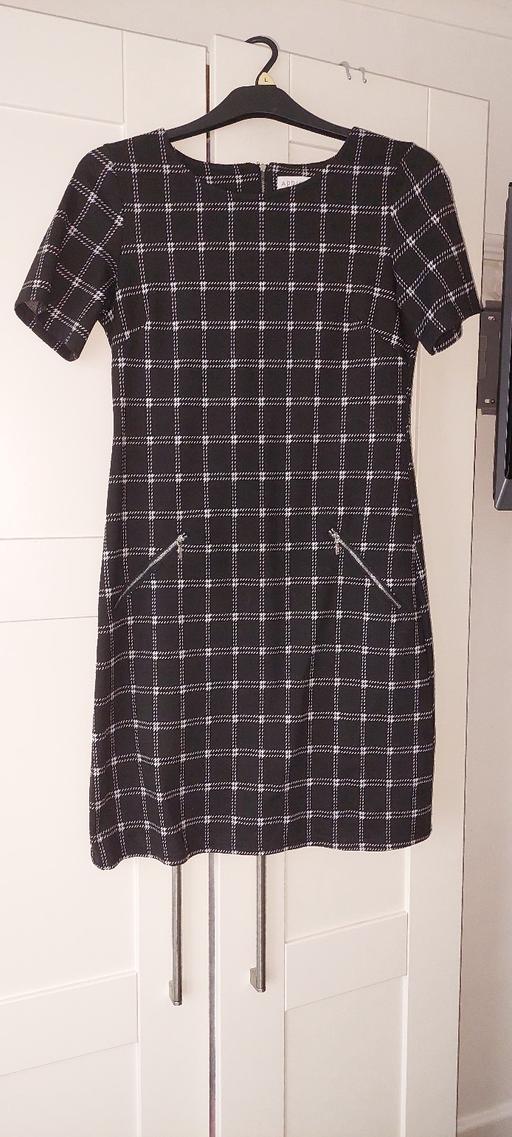 Buy & Sell Hertfordshire Watford - Photos for Smart Apricot dress