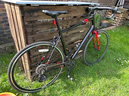 Buy & Sell South East London Plumstead - South East London - Photos for Road bike Challenger Plus