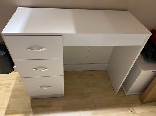 Buy & Sell North West London Colindale - North West London - Photos for Small Desk