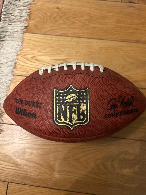 Buy & Sell Surrey Epsom and Ewell - Photos for Joe Staley Signed NFL football Wilson