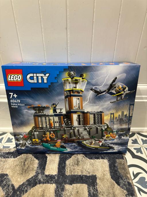 Buy & Sell Surrey Spelthorne - Photos for Lego City Police Prison Island Building BNIB