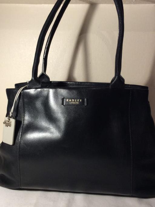 Buy & Sell South West London Streatham - South West London - Photos for Radley Black Leather Handbag