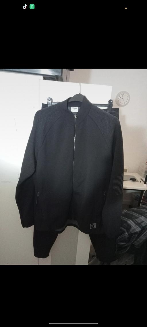 Buy & Sell Buckinghamshire Rabans Lane Industrial Area - Buckinghamshire - Photos for Black Gymshark Full zip tech fleece