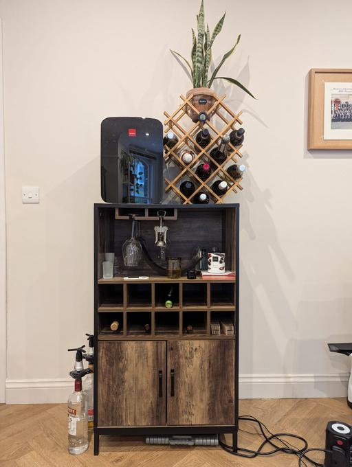 Buy & Sell North West London Brondesbury - North West London - Photos for drinks cabinet/bar excellent condition