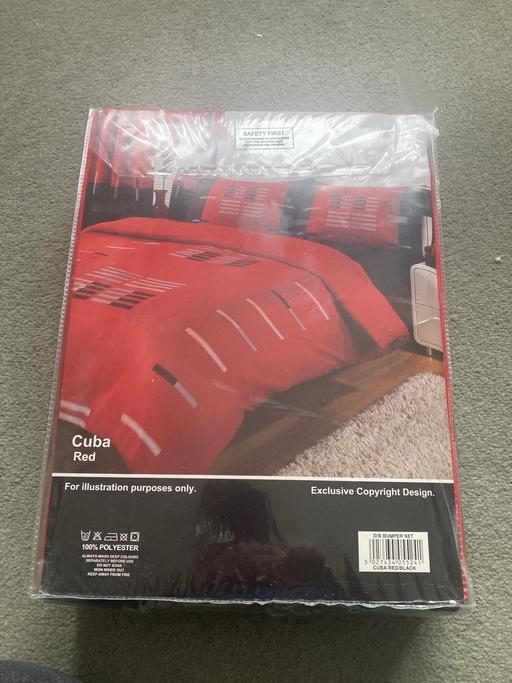 Buy & Sell Cambridgeshire Fenland - Photos for Double duvet and curtain set Cuba red