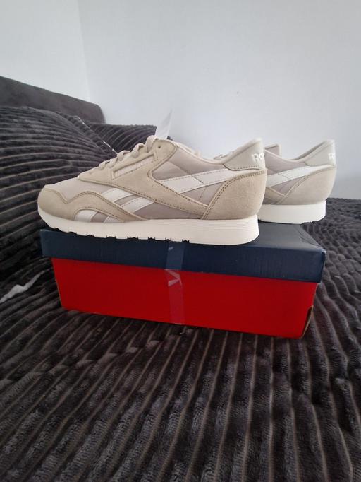 Buy & Sell South West London Nine Elms - South West London - Photos for trainers size 9