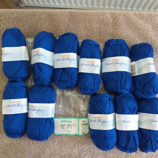 training Essex Basildon - Photos for french navy dk yarn