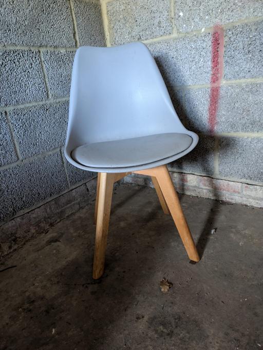 Buy & Sell Hampshire Basingstoke and Deane - Photos for set of 4 chairs