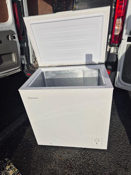 Buy & Sell Greater Manchester Oldham - Photos for chest freezer 200ltr mint condition,delivery