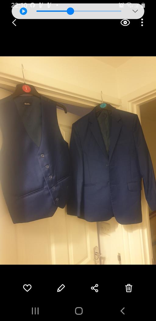 Buy & Sell Derbyshire Chesterfield - Photos for Waistcoat x2,Jacket,Tie