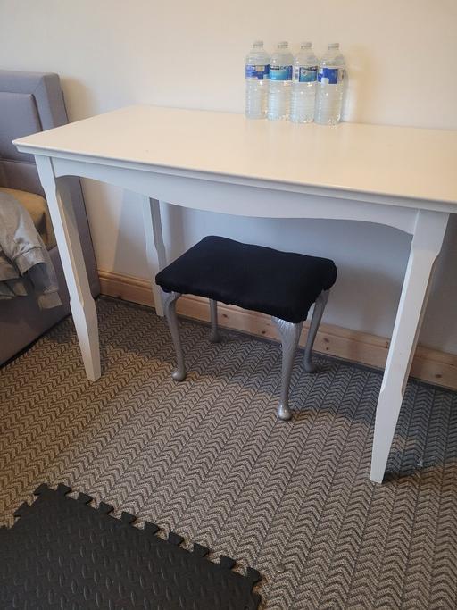 Buy & Sell West Midlands Birmingham - Photos for Dressing table White wood with stool