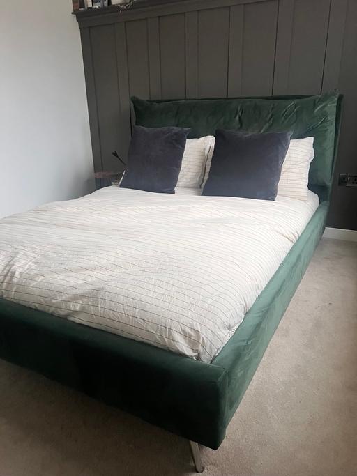 Buy & Sell Staffordshire Cannock Chase - Photos for King size bed with memory foam mattress 