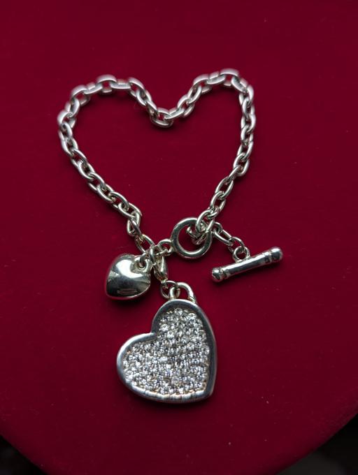 Buy & Sell South West London Norbury - South West London - Photos for T Bar Silver Hearts charm Bracelet