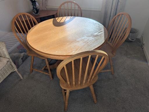 Buy & Sell West Yorkshire Leeds - Photos for solid wooden table and four chairs