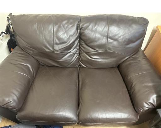 Buy & Sell Hertfordshire Dacorum - Photos for Brown leather 2 seater sofa